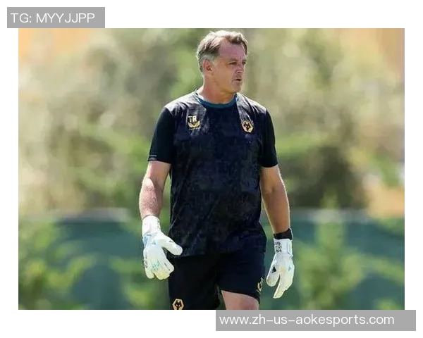 足球韩光华的传奇之路：从草根球员到顶级教练的奋斗故事